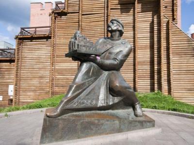 Памятник Ярославу Мудрому м.Київ